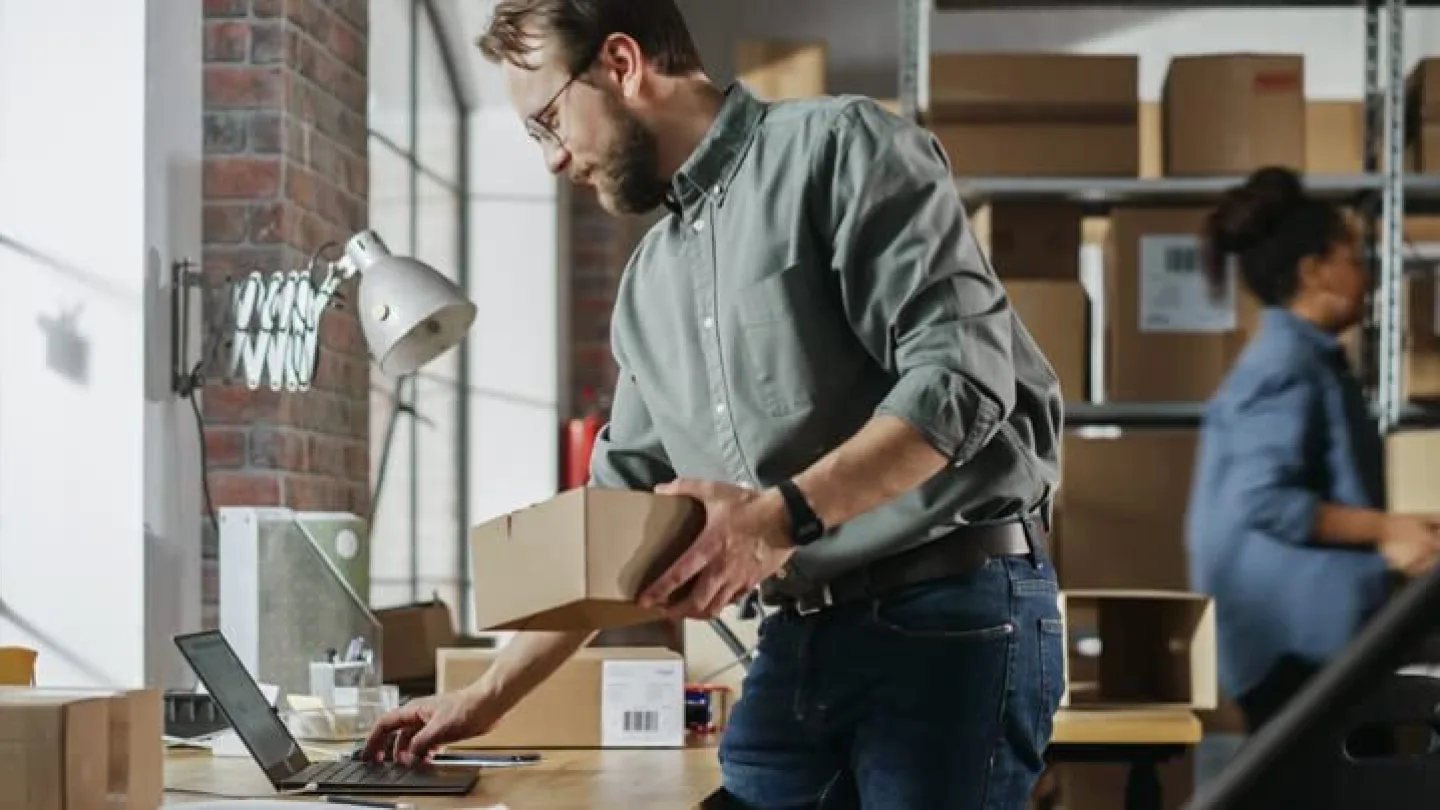 Making Shipping. Simple 3 ways Amazon Freight makes freight shipping easy for SMBs - Amazon ...