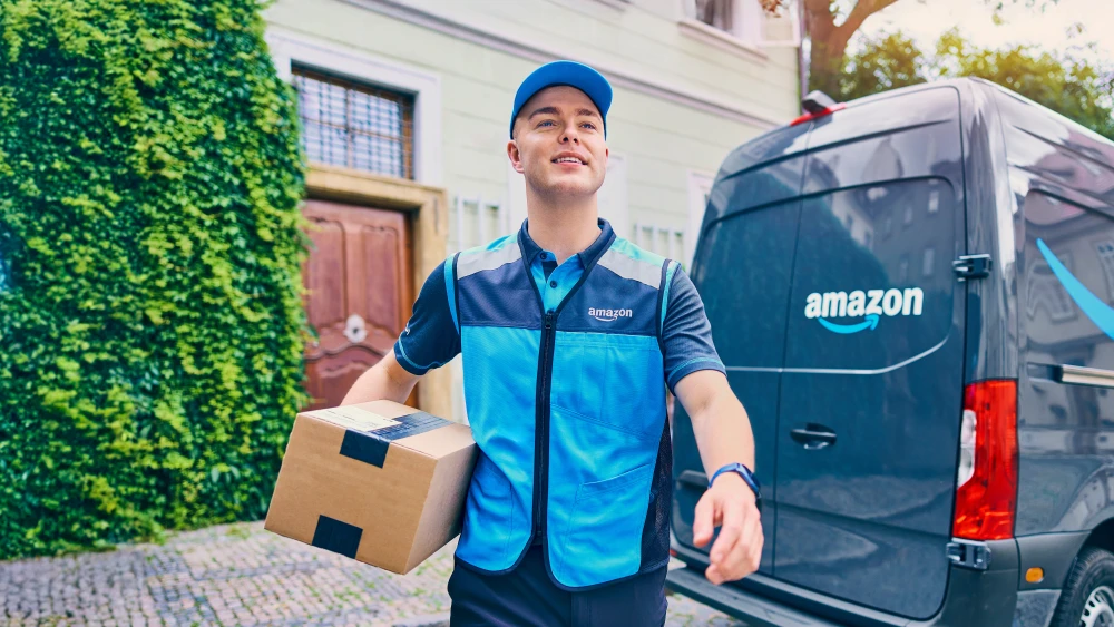 Proper Amazon Rug Delivery Detailed Tracking From Pickup to Delivery - Amazon Shipping UK