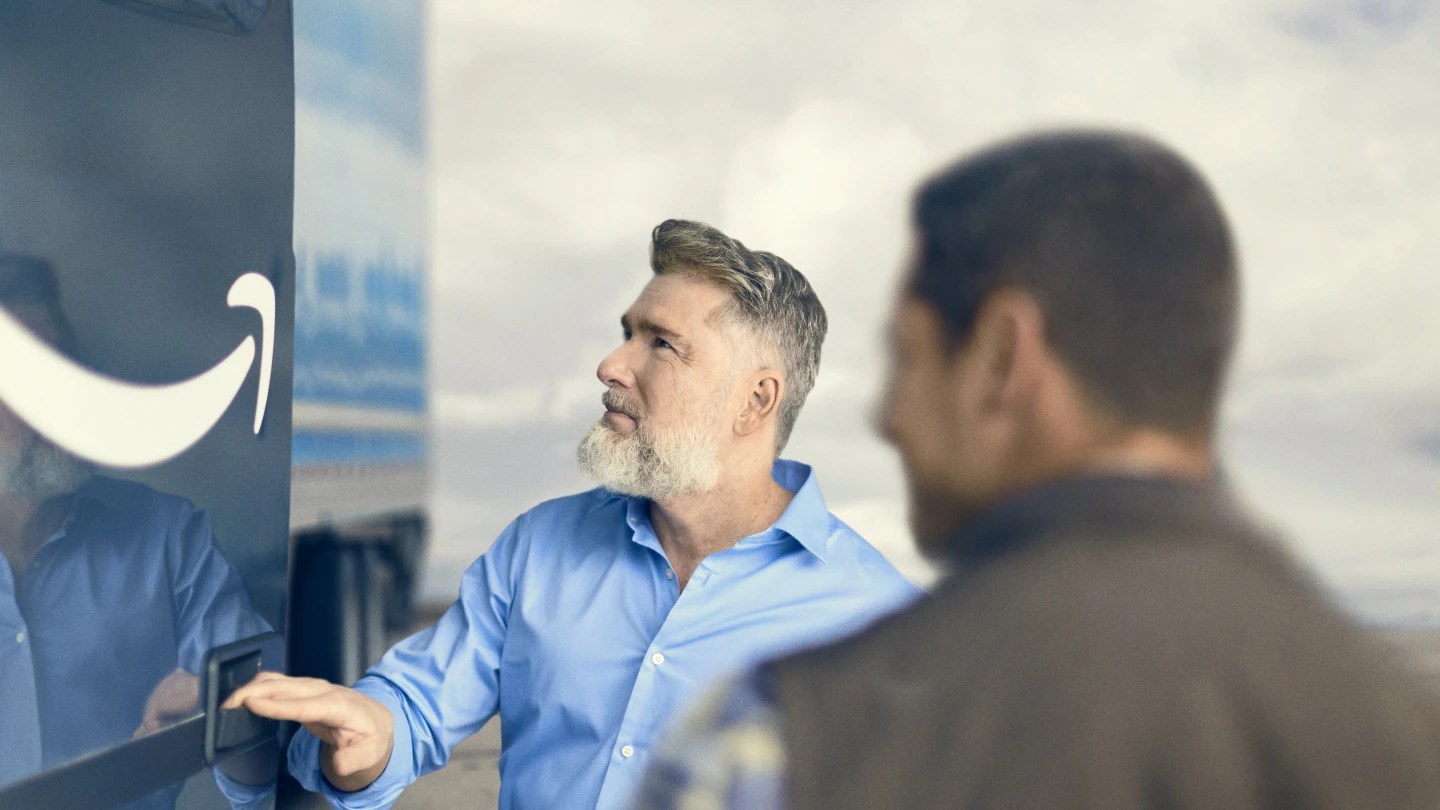 Shuttle Amazon Integrating Amazon Freight with your supply chain | Amazon Freight