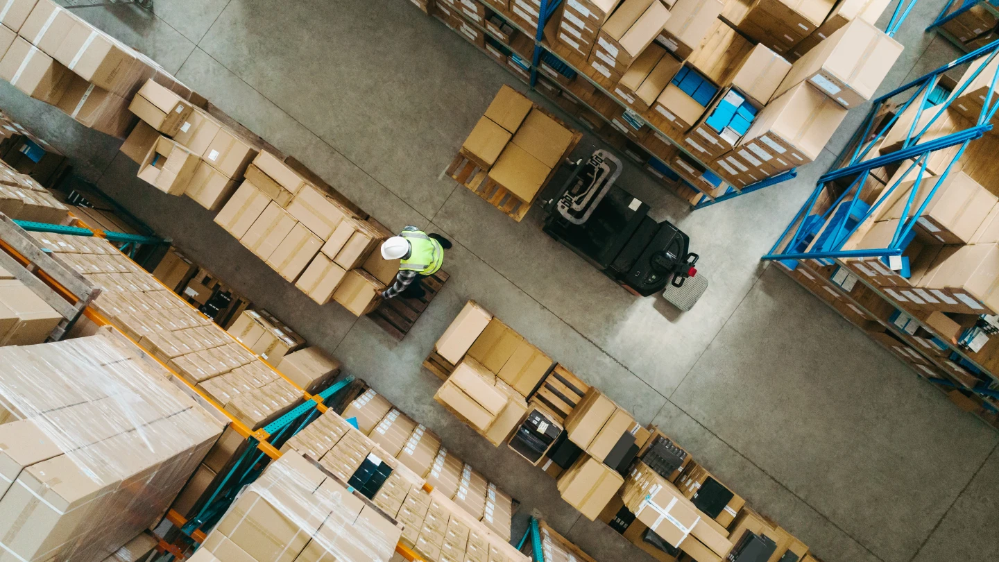 Shuttle Amazon How Amazon freight supports 3PLs with transportation services | Amazon ...